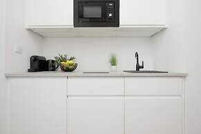 Studio With Parking in Wola by Renters