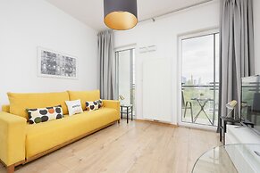 Studio With Parking in Wola by Renters