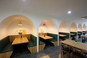 FIRST Studio Hotel Da Nang