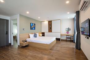 FIRST Studio Hotel Da Nang