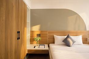 FIRST Studio Hotel Da Nang