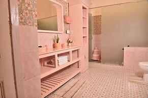 The Baradighi Bungalow - A Heritage Tea Resort