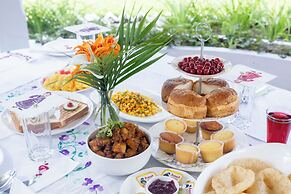 The Baradighi Bungalow - A Heritage Tea Resort