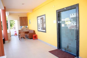 Goroomgo Galaxy Palace Bareli