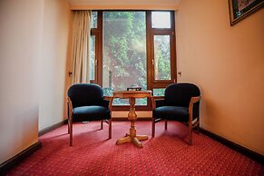 Om Kolthoom Hotel