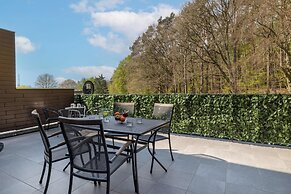 Apartment With Pool by Renters Prestige