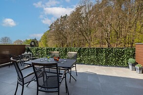 Apartment With Pool by Renters Prestige