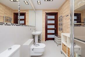 Apartment With Pool by Renters Prestige