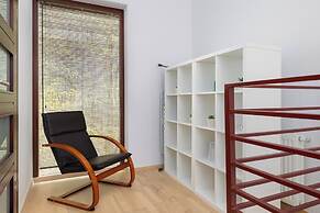 Apartment With Pool by Renters Prestige