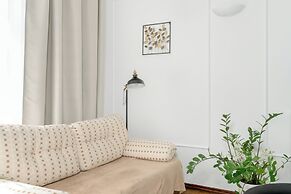 Poznan Apartment With Parking by Renters