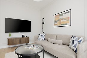 Apartment With Sauna by Renters Prestige