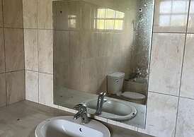 Beautiful 2-bed House in St George