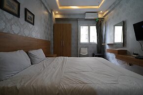 OYO 93950 Metro Suite Apartment By Pian