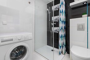 Gdańsk Chmielna Apartment by Renters