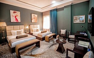 Mariana Trench Hotel & SPA