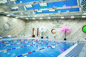 Mariana Trench Hotel & SPA