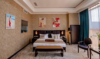 Mariana Trench Hotel & SPA