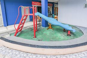 OYO 93952 Dms Property