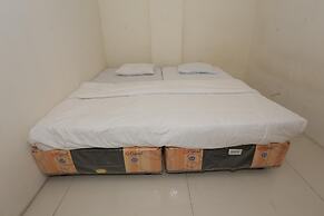 SPOT ON 93827 Rumah Kost Harapan Indah