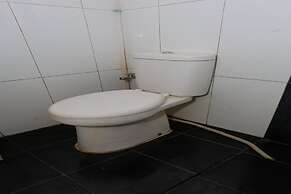 SPOT ON 93827 Rumah Kost Harapan Indah