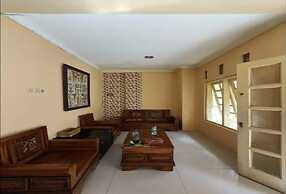 OYO 93887 John Residence