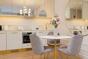 Mennica Residence by Renters Prestige