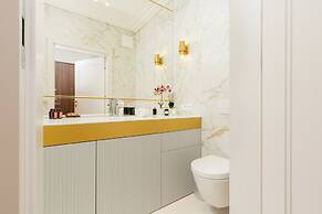 Mennica Residence by Renters Prestige