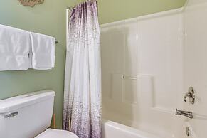 3 Mi to Ocean: North Myrtle Beach Condo w/ Balcony