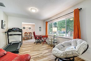 Valrico Vacation Rental ~ 10 Mi to Dinosaur World!