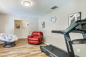 Valrico Vacation Rental ~ 10 Mi to Dinosaur World!