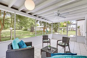 Valrico Vacation Rental ~ 10 Mi to Dinosaur World!