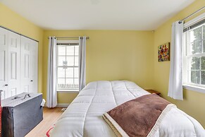 Villas Hideaway w/ Deck, Walk to Bay Beach!