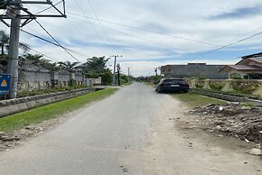 OYO 93951 Family Guesthouse