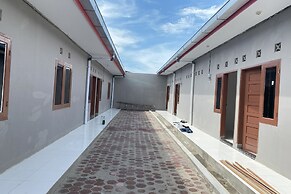 OYO 93951 Family Guesthouse