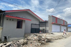 OYO 93951 Family Guesthouse