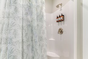 2 Mi to Lake Access: Pet-friendly Bumpass Retreat!