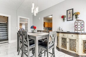 New York Vacation Rental ~ 1 Mi to Niagara Falls!