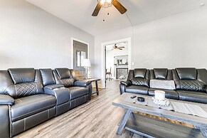 New York Vacation Rental ~ 1 Mi to Niagara Falls!