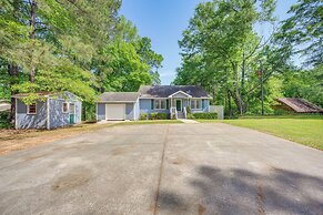 Milledgeville Home w/ Game Room & Private Dock!