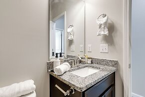 Chic Doraville Townhome: Central Location!