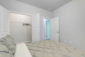 Chic Doraville Townhome: Central Location!