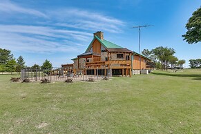 Hornersville Vacation Rental w/ Private Pond!