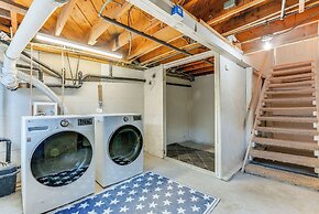 Family Spokane Valley Home w/ Patio & Gas Grill!