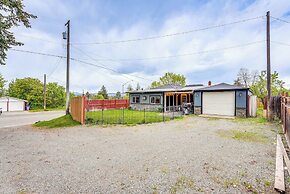 Family Spokane Valley Home w/ Patio & Gas Grill!