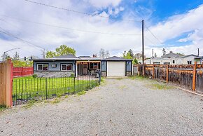 Family Spokane Valley Home w/ Patio & Gas Grill!