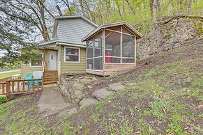 Cozy Wisconsin Cabin: Walk to Beach & Boat Ramp!