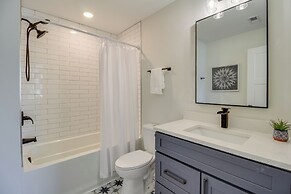 'paradise Found' Lake House on Waterfront!