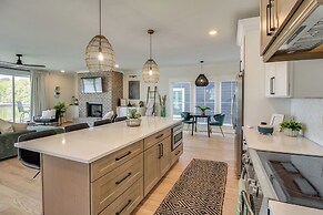 'paradise Found' Lake House on Waterfront!