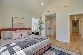 'paradise Found' Lake House on Waterfront!