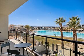 Modern Lagoon 7 Bedroom Home